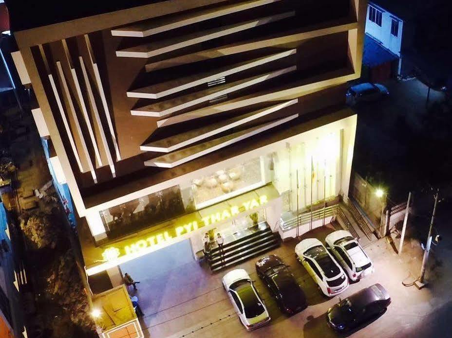Elegant Hotel Pyi Thar Yar Yangon Exterior photo